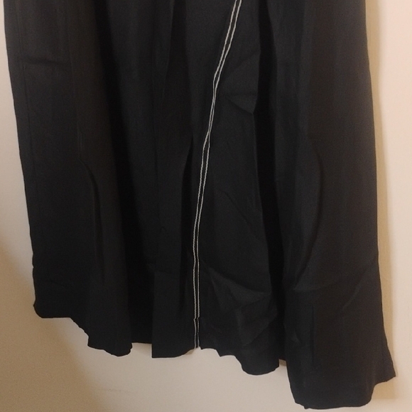 Jigsaw Asymmetrical Black Skirt with Subtle White Detail - Picture 4 of 5